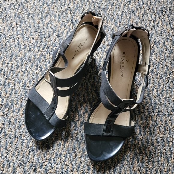 Black Kenneth Cole Strappy Sandals Size 7.5 - Picture 11 of 12